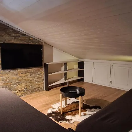 Mezzanine 5 Pers Proche Pistes Avec Wifi - Fr-1-275-172 Montvalezan